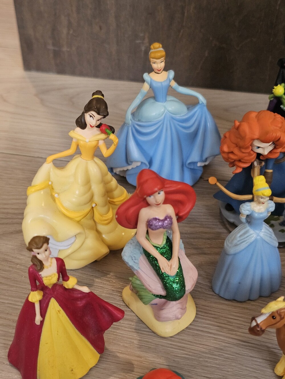 Disney Princess & Character Figurine Lot – Mixed PVC Toy 25 Figures - Picture 3 of 16